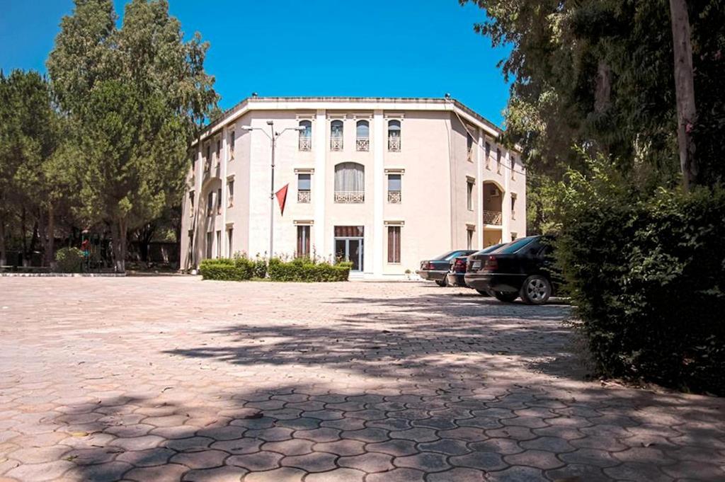 Kriva Resort Elbasan Eksteriør billede