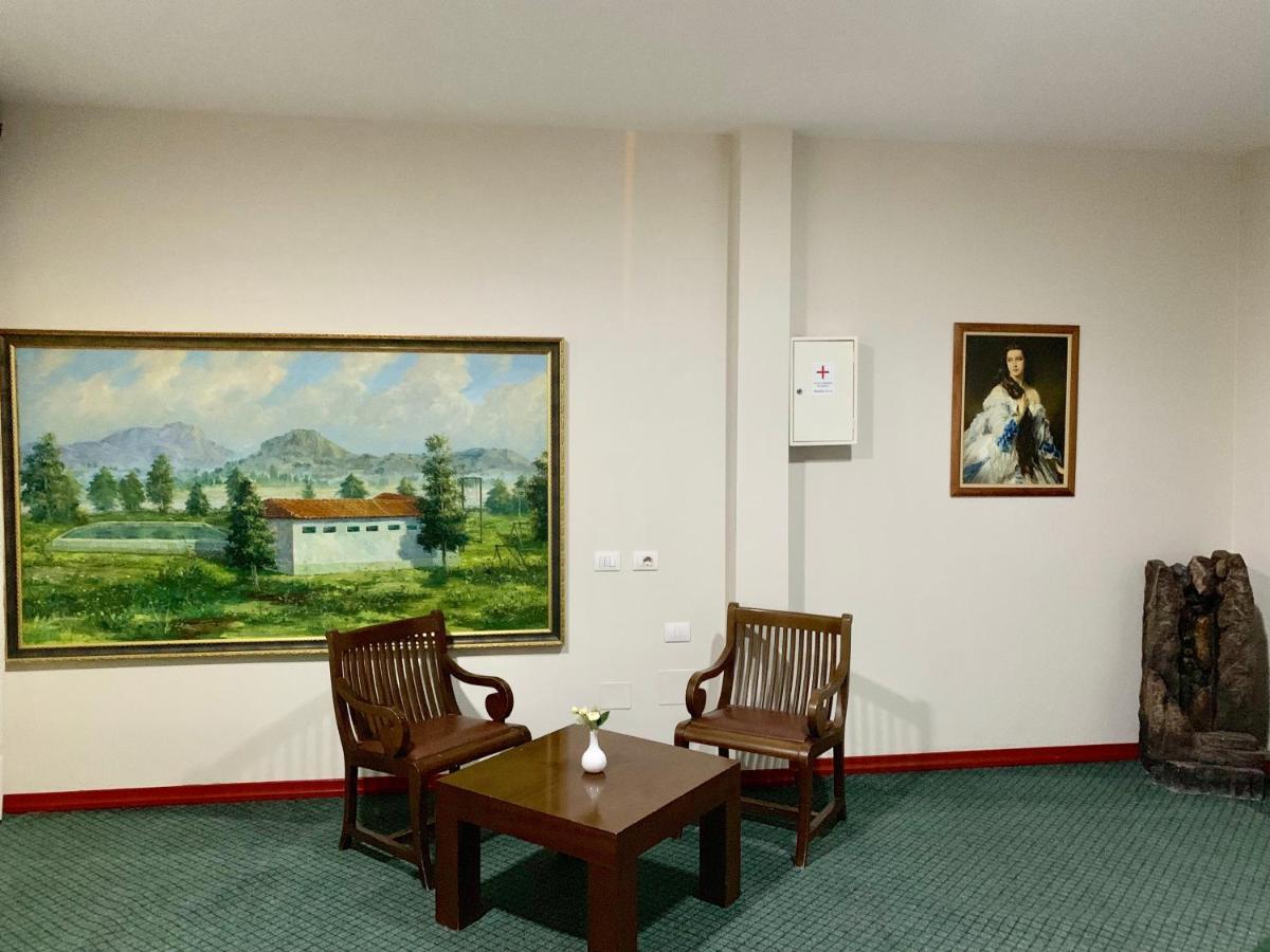 Kriva Resort Elbasan Eksteriør billede